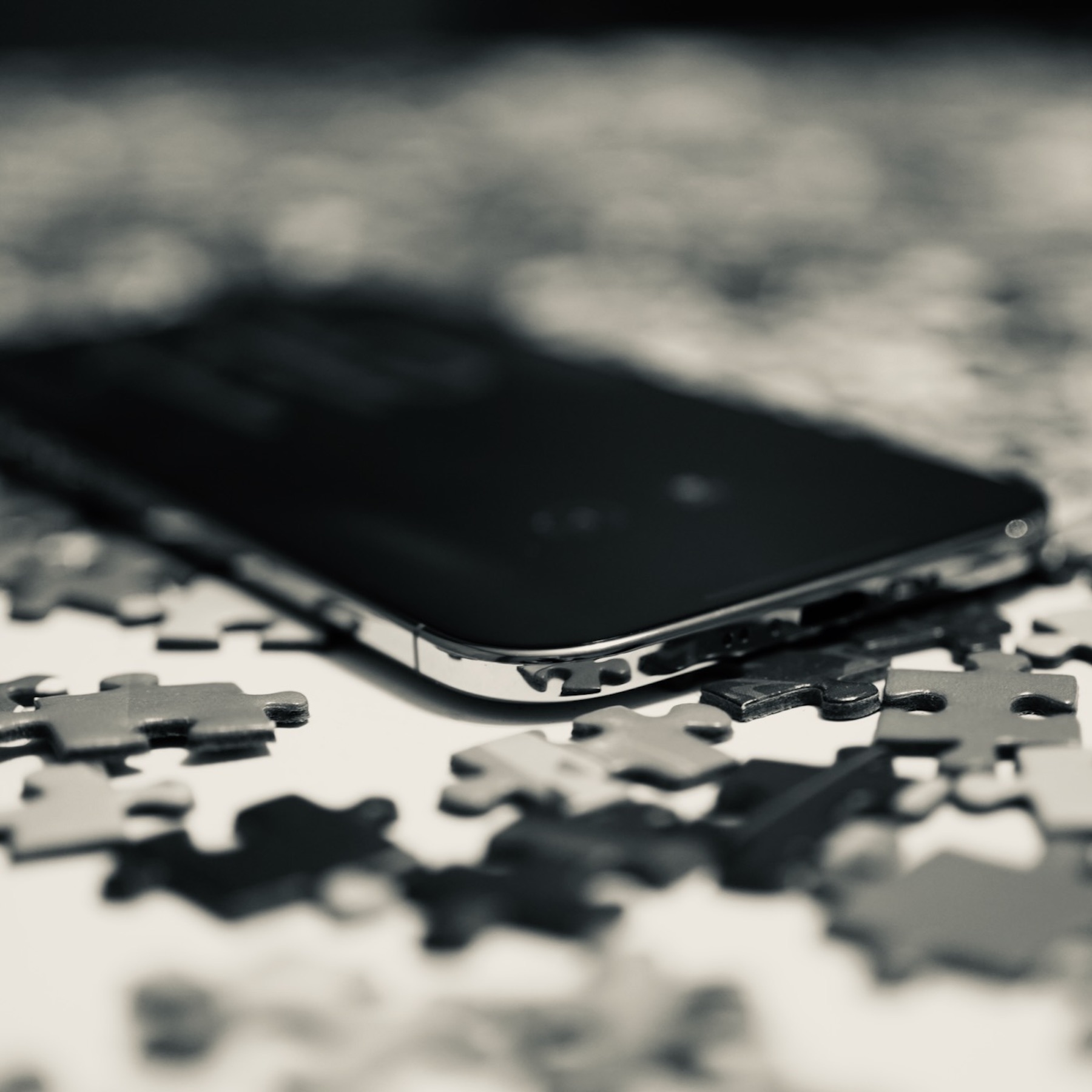 The rails are so shiny. So pointlessly shiny.